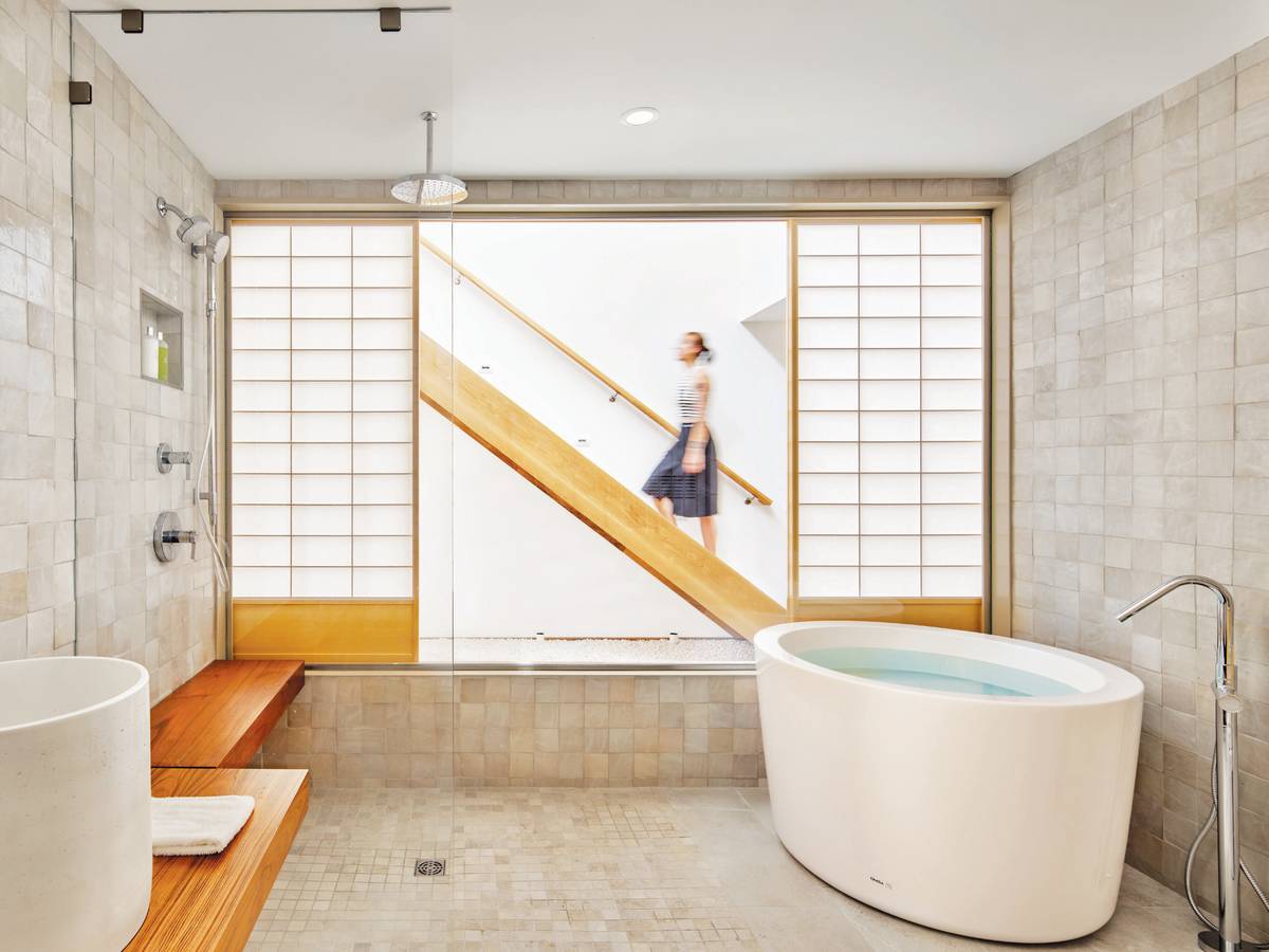 Japan open-styled wet room